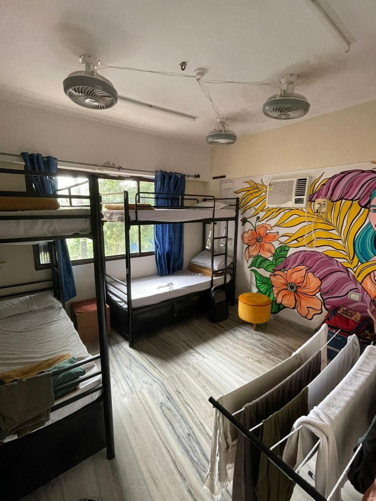 Krazy Solo Hostel - Mumbai
