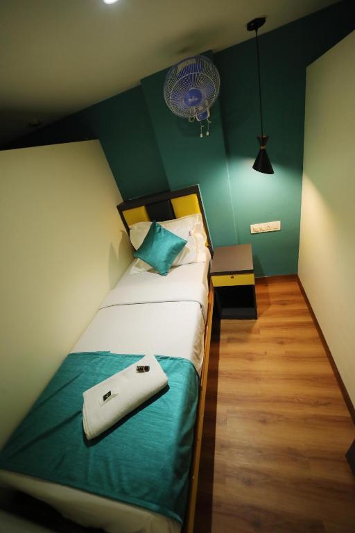 Cabin Stay Marol-The Hubz - Mumbai